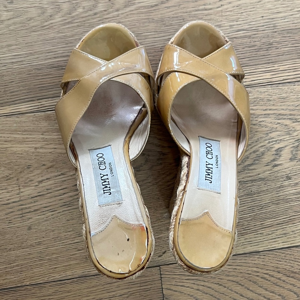 Jimmy Choo Wedge Sandal, Natural, Size 5